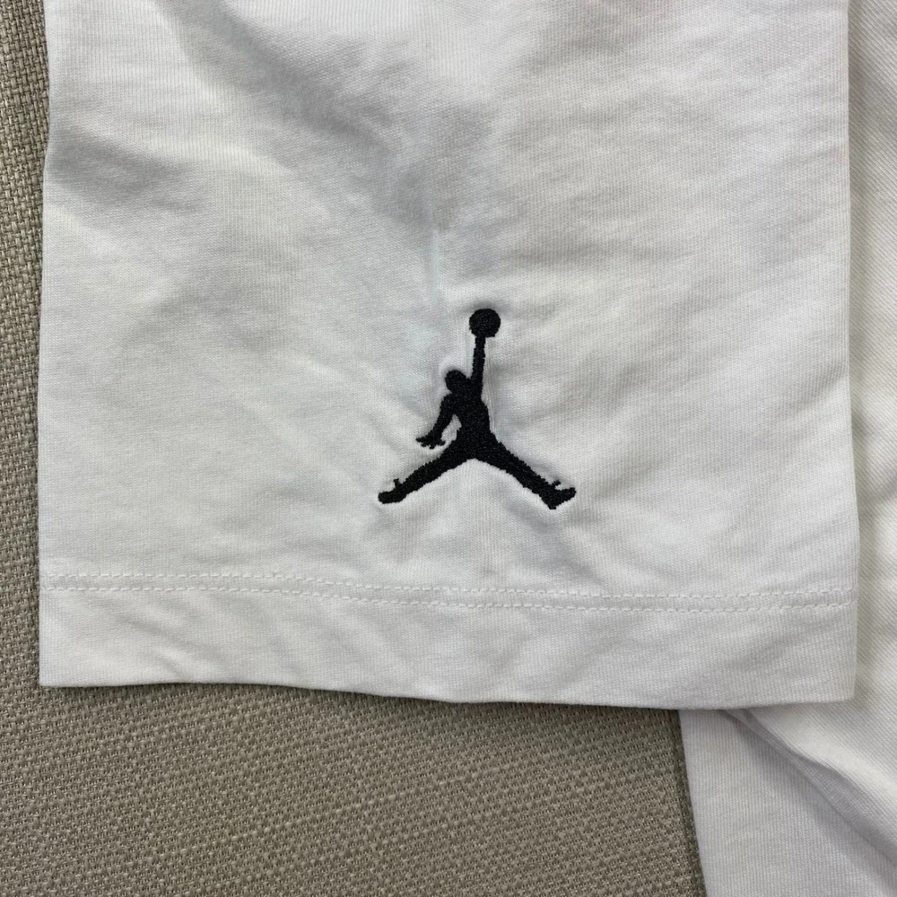 Jordan Mens White Embroidered Logo Wordmark Jumpan Short Sleeve T-Shirt Large